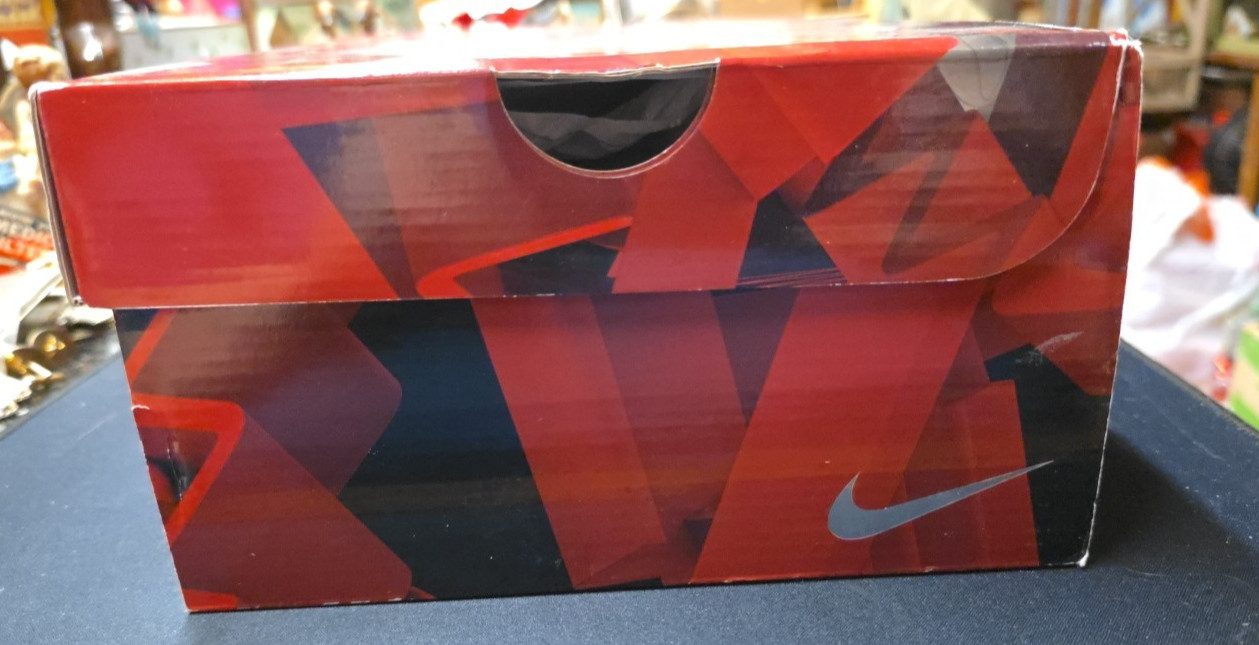 Nike Kyrie 4 Kix (GS) 2018- SZ 6.5Y Yellow, White, Blue (BV7792-700) thumbnail 20