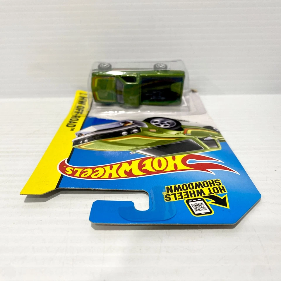 Datsun 620 125/250 - Hotwheels Long Card - Brand New - Image 3 of 4