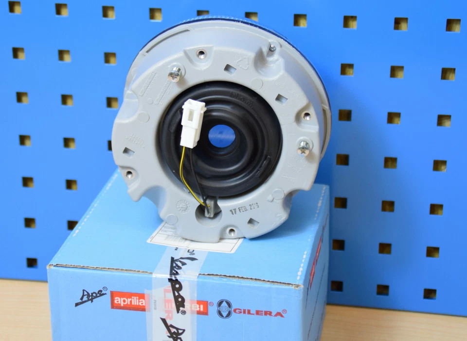 Original Vespa LX 125 Scheinwerfer vorne Lampe Licht - Bild 2 von 2