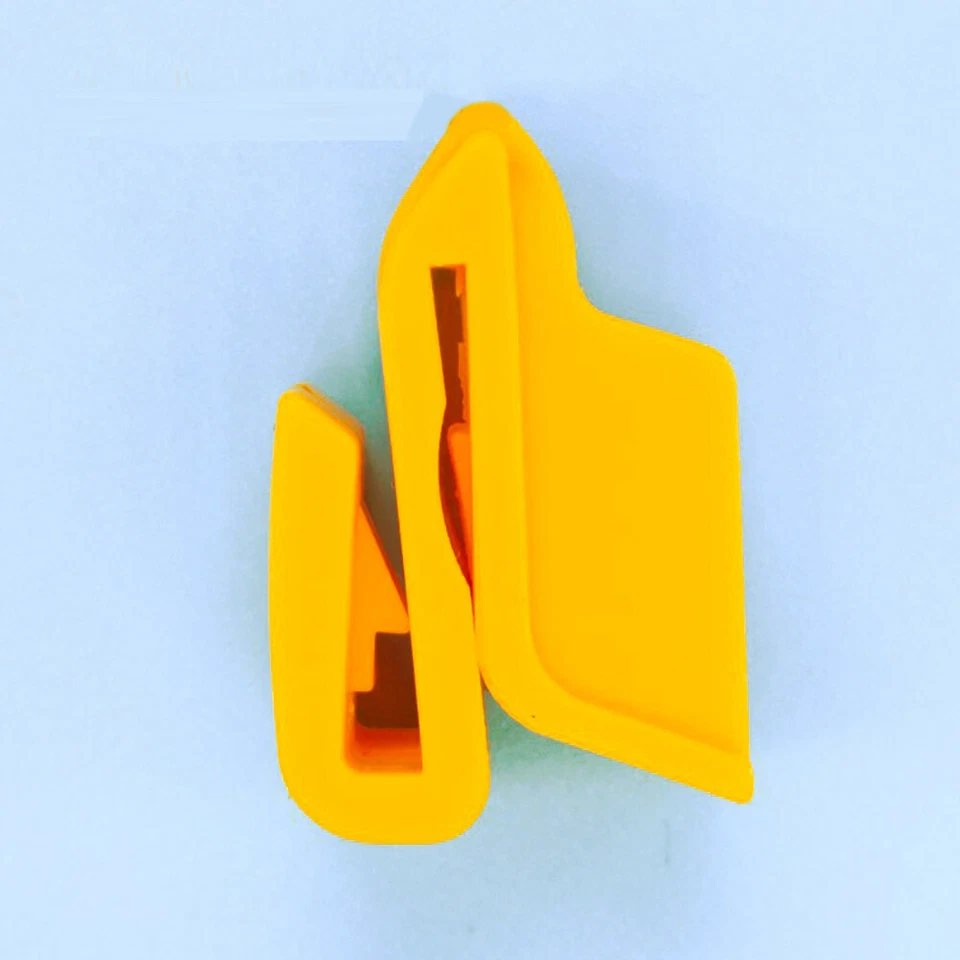 4x Trunk Bumper Nylon Retainer Fastener Clip For Nissan PATHFINDER R51 2005-2014 - image 4 of 4