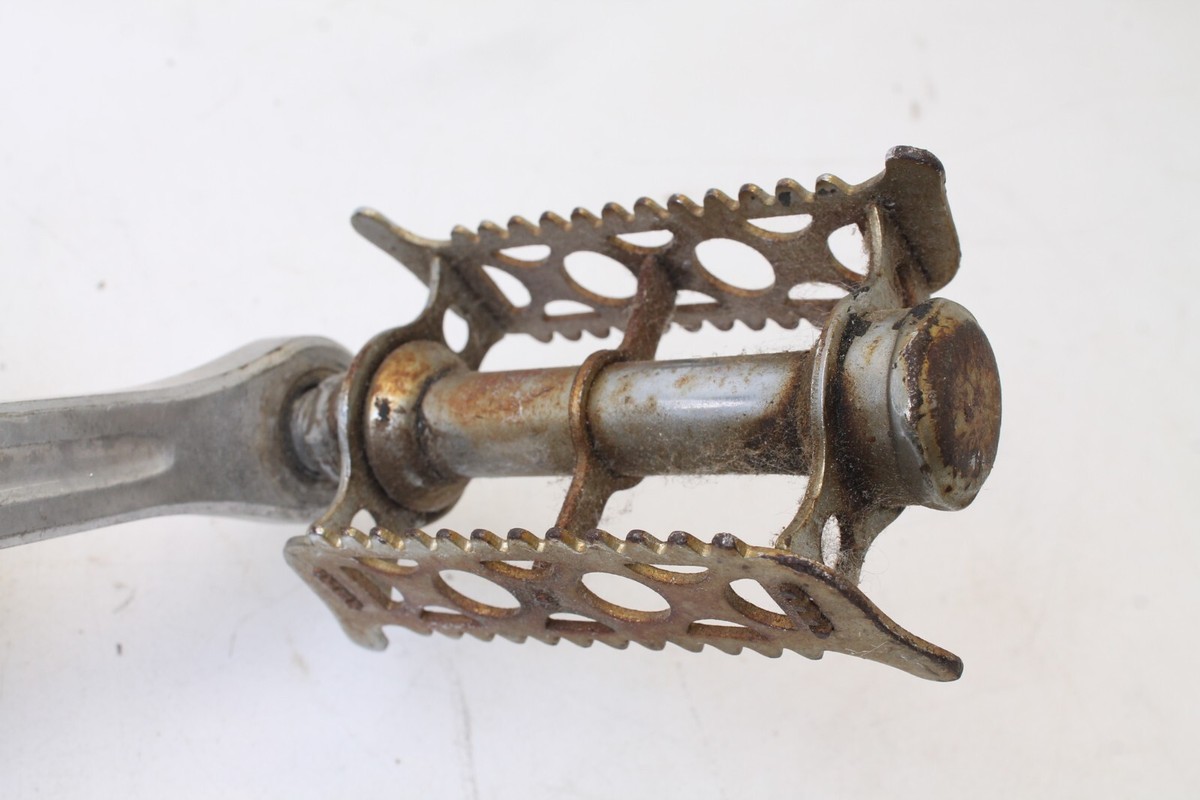 Vintage SR Crankset Grand Silver Chainwheel w/ 44t 52t Vintage SR Crankset Grand Silver Chainwheel w/ 44t 52t
