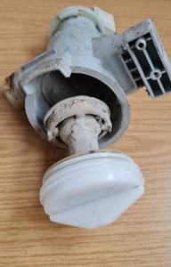 Miele Classic WDA110WCS Waschmaschine Ablaufpumpe Pumpe 9361220 9361200 DPS25389