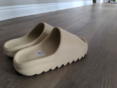yeezy slide Bone Size 11