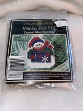 Mill Hill Holiday Pins VIII Folk Art Frosty H81 Stitch  Beading KIT New
