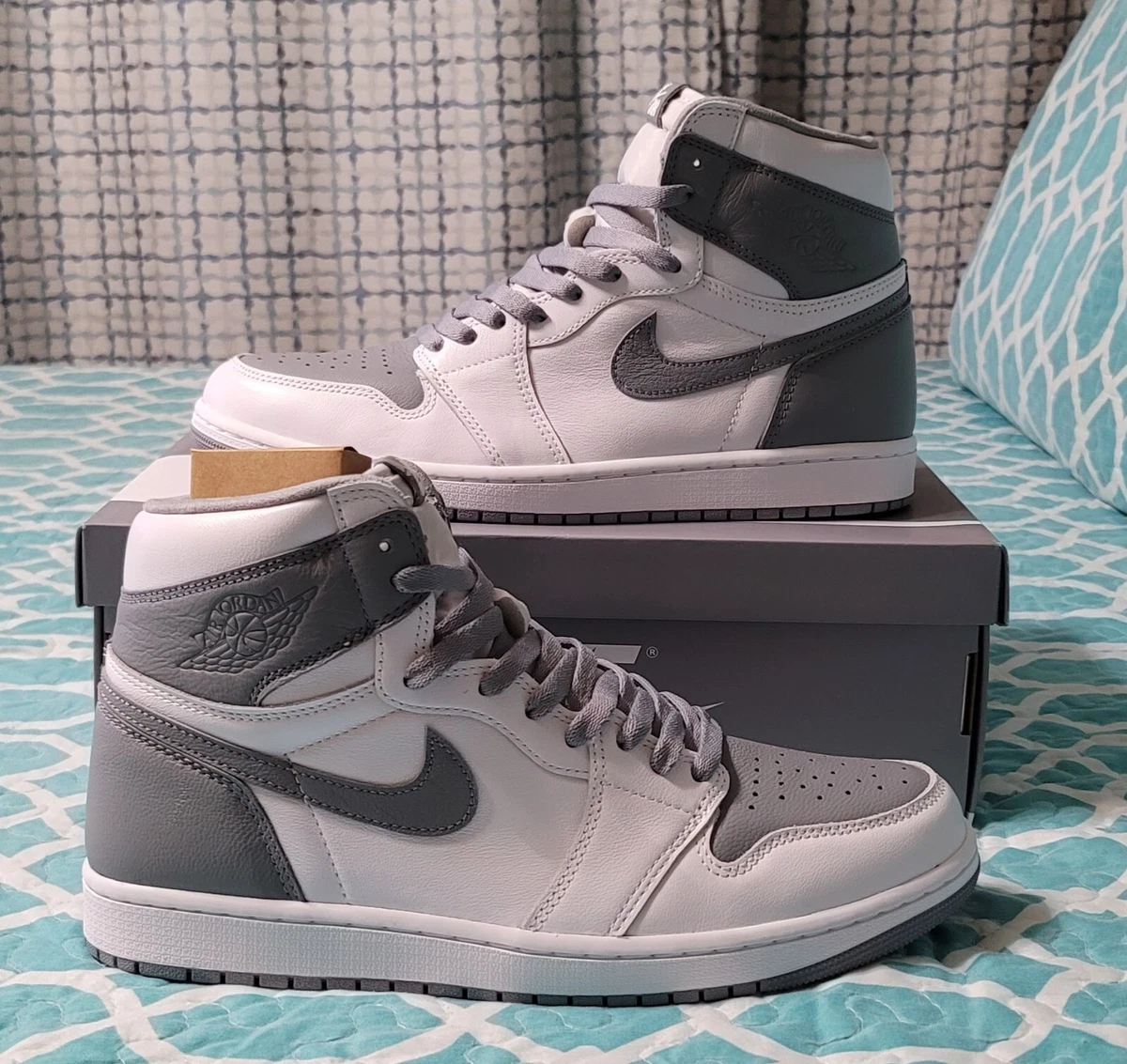 Nike Air Jordan 1 Retro High OG Men's Size 10.5 Stealth White Gray 555088 037