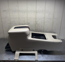 07-14 Gm Yukon Denali Tan Front Bose Center Console Assembly W Rear Climate Oem