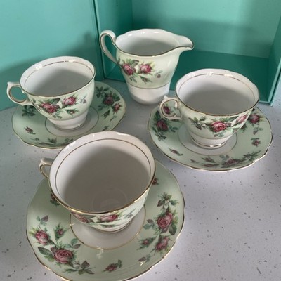 3 x Bone China Set, Colclough mintgrün mit roten Rosen Teetassen Untertassen plus Kanne