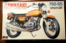 KAWASAKI 750 H2 (SS) NAGANO 1:8 SCALE  NO REVELL  RARE