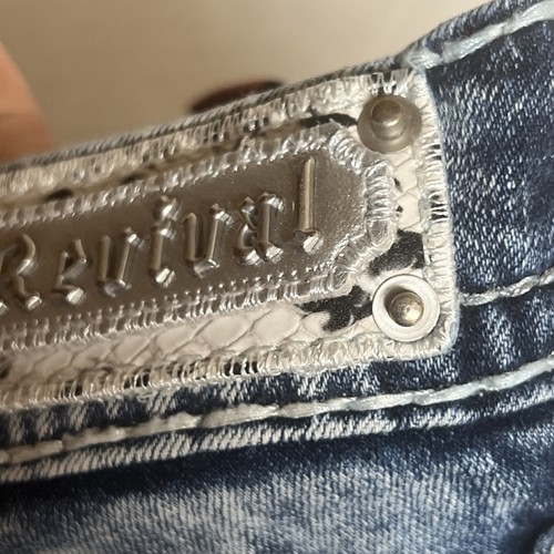 Rock Revival Denim Jeans Short Damen Gr. 27 Mid-Rise Straight Bermuda Bling - Bild 14 von 15