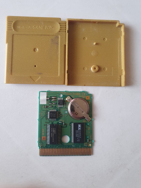 Pokémon Gold Version Nintendo Game Boy Working Battery **MISSING LABEL**