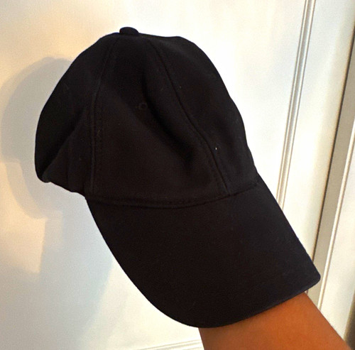 ZARA Men's Black Solid Adjustable Strapback Baseball Cap Size M