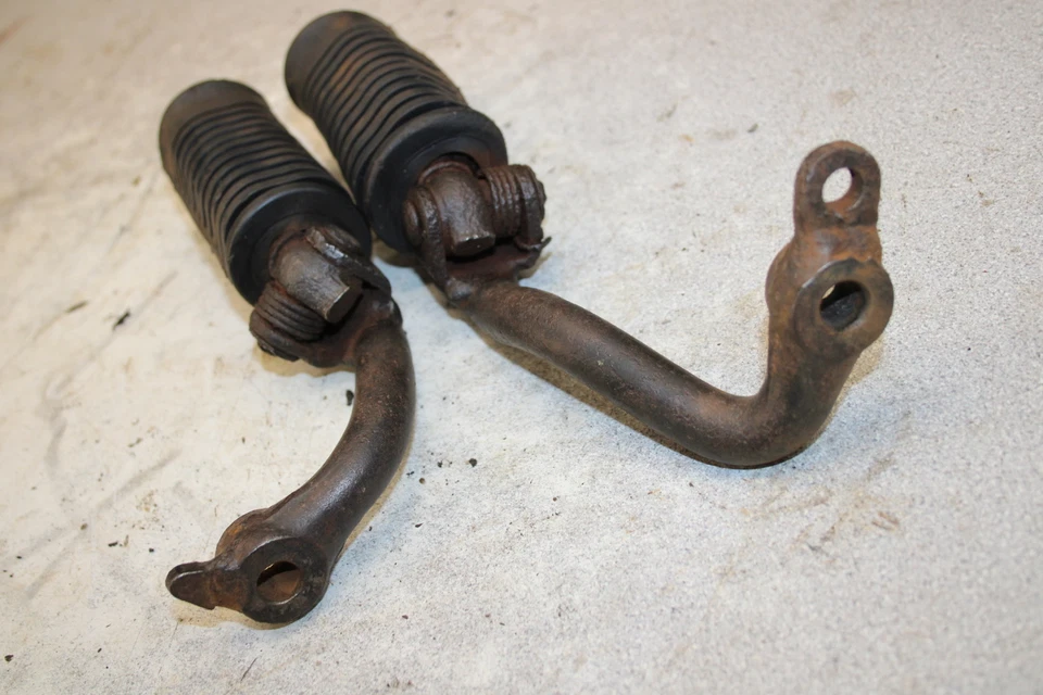 Honda CB360T 1975 reposapiés delanteros clavijas juego peldaños par CB360 B1-1506.XA Foto 4 de 4