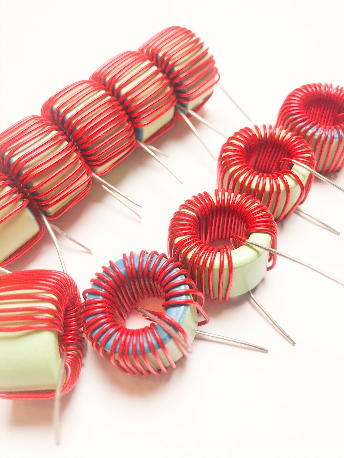 Inductance Torique PULSE PE‑53115NL – 136 µH/150 µH, 3 A – Pour Alimentations Et Circuits De Puissance