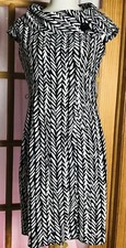 Y2K Ronni Nicole Sheath Dress Sz S Black Circular Collar Modern Classic Career