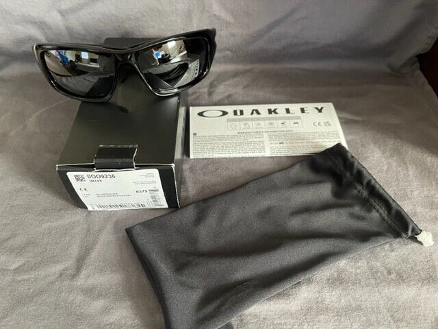 Oakley Valve Sunglasses black polished frame Polarized lens Oakley Valve Sunglasses black polished frame Polarized lens