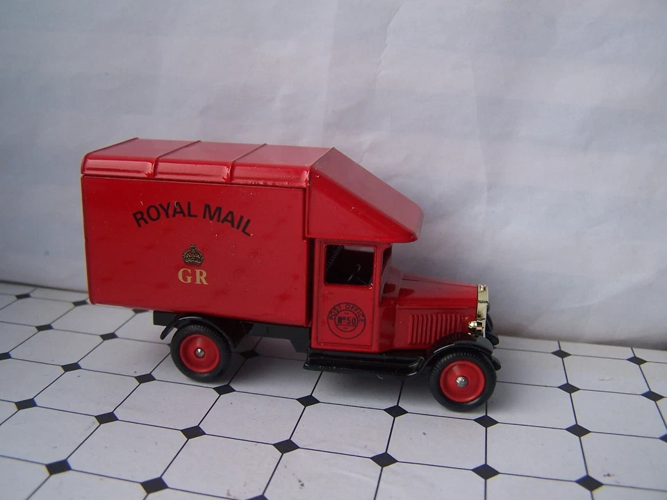 LLEDO, MORRIS PARCEL VAN, 1935, DIE CAST MODEL, DAYS GONE, ROYAL MAIL, VINTAGE - Image 4 of 4