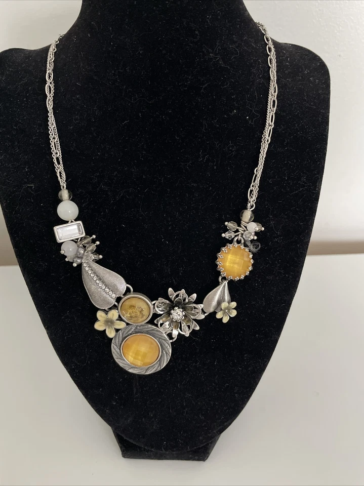 BOHM Vintage Babador Declaração Colar de Primavera Flor Abelha Prata Oxidada Novo - Imagem 2 de 4