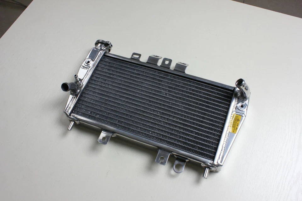 Aluminum alloy radiator for Triumph Speed Triple 955I 1997-2006 1998 1999 2000 - Image 4 of 4