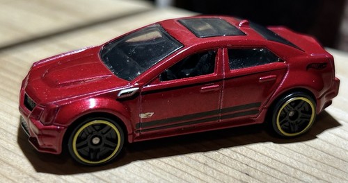 Loose Hot Wheels ‘09 Cadillac CTS-V - Picture 2 of 5