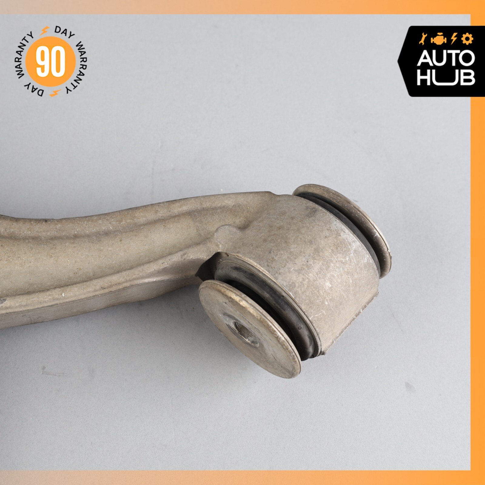 03-10 Maserati Quattroporte M139 Front Left Lower Control Arm 3206582 OEM 51k