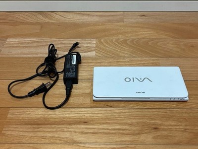 SONY VAIO VPCP119KJ Type P Atom Z530 1.6GHz 2GB SSD 64GB White Tested Very Good