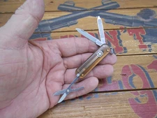 Victorinox Classic SD Swiss Army Knife 58mm Translucent Brown