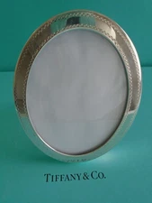 TIFFANY STERLING SILVER  PICTURE FRAME ~ OVAL SML ETCHED & EMBOSSED ~ pouch,box