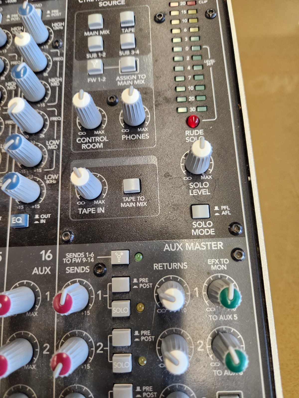 Mackie Onyx 1640i 16 Channel  FireWire Digital/Analog Recording Mixer VIDEO ,