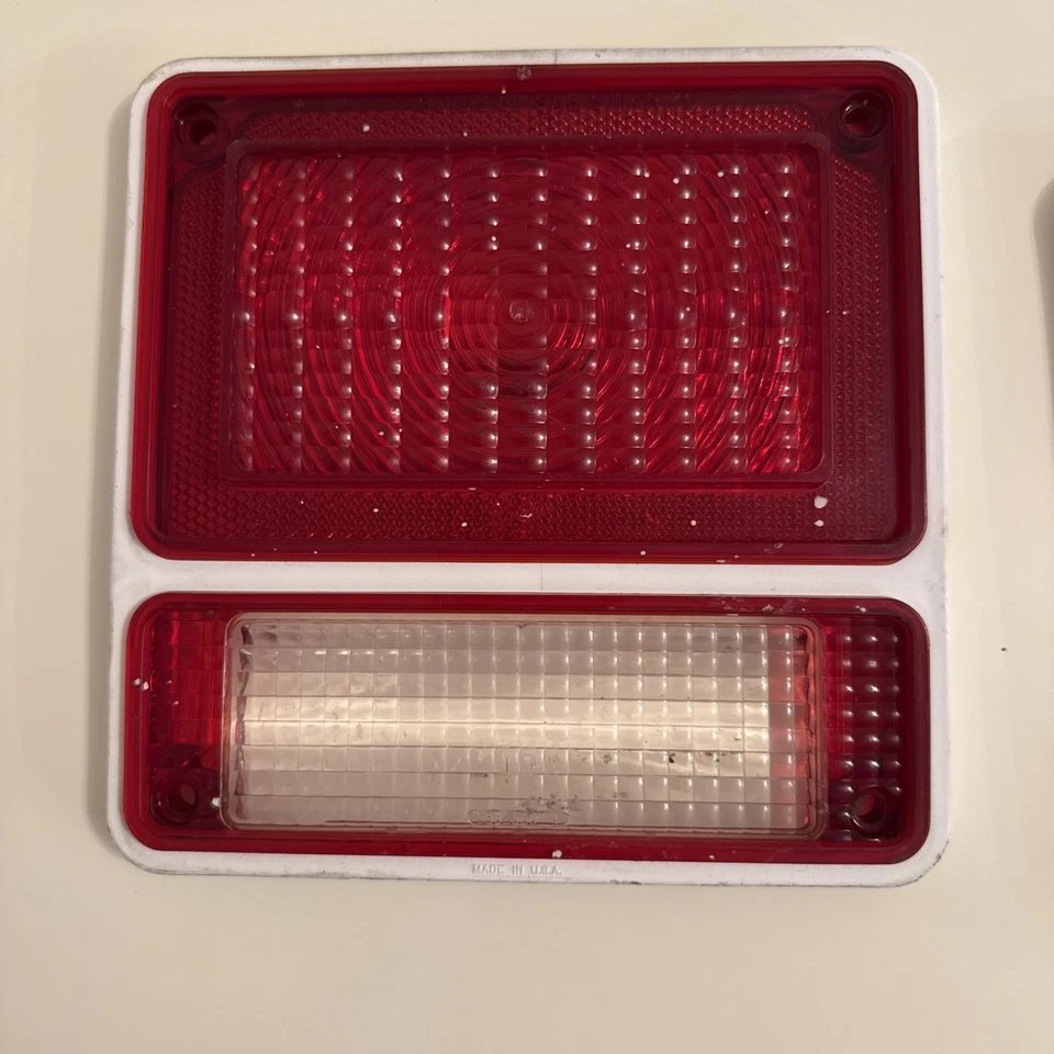 1971-1984 Chevy G20 Van GMC Pair USED OEM L & R Rear Tail Light Plastic Lenses - Image 2 of 4