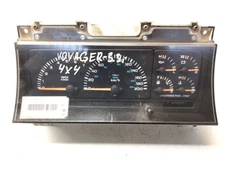 4437782 INSTRUMENT PANEL / 52833 / 94804 FOR CHRYSLER VOYAGER GS 3.3 CAT