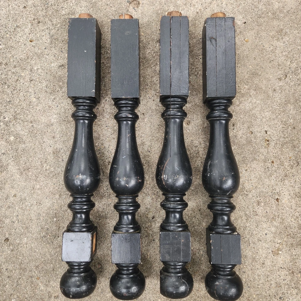 Patas de husillo de mesa de madera torneada de salvamento antiguas Foto 3 de 4