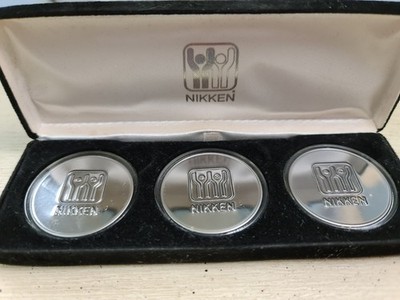 (3) Used Nikken Kenko Super-Mini EQL-FIR Magnet Set with case