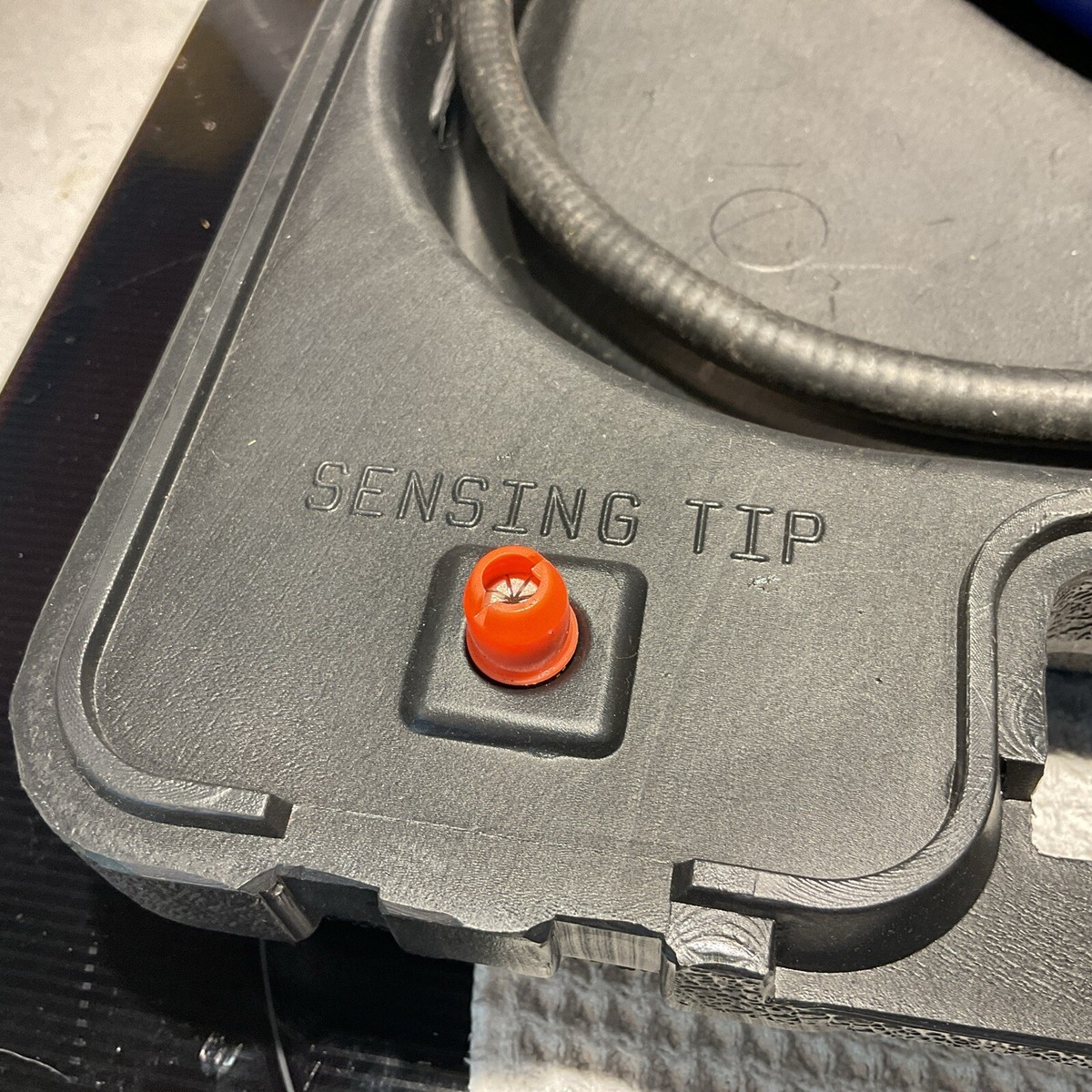 Leak Detector TIF XL-1A USED J1627 FOR R134a,R12, AND R22 TIFXL-1A