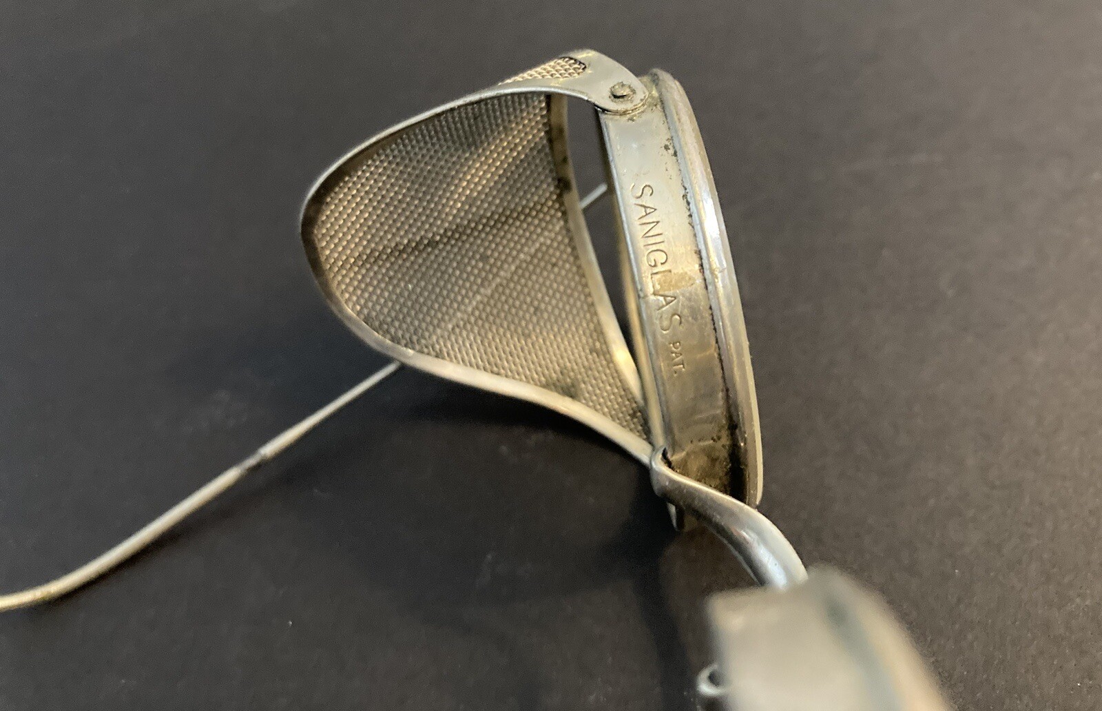 Antique / Vintage Kings Saniglas First Safety Glasses… Gem