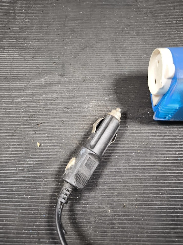 NorthQ Power Inverter - Used, Cosmetic Wear, Working Condition - Image 2 of 4