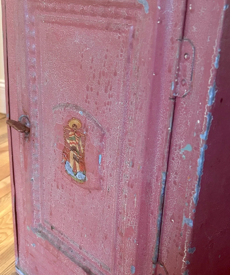 Gabinete de pan/tortilla vintage de los años 50 en metal rojo gabinete seguro para pastel 2 estantes Foto 2 de 4