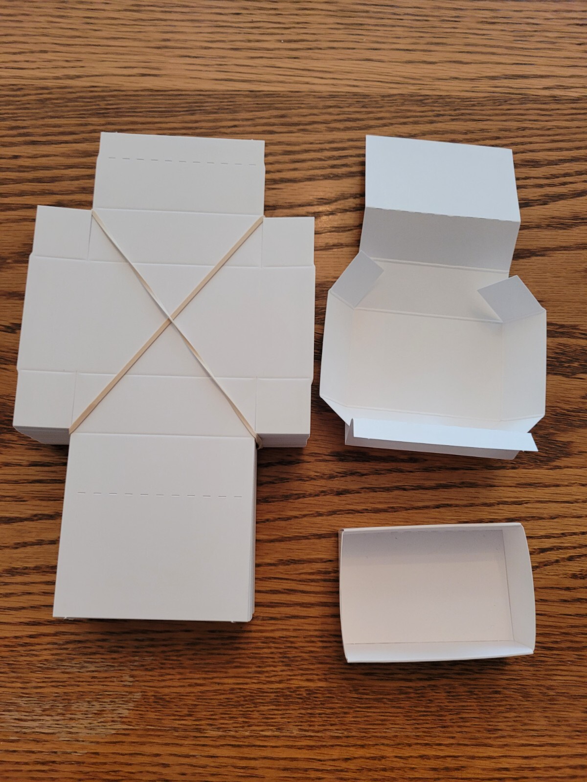 FB-25 Fold up boxes 100 count White 3" X 2" X 1" NEW