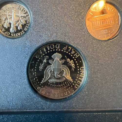 1990-S US Mint Prestige Proof Set Eisenhower Silver Dollar Box & COA GORGEOUS - Picture 15 of 18