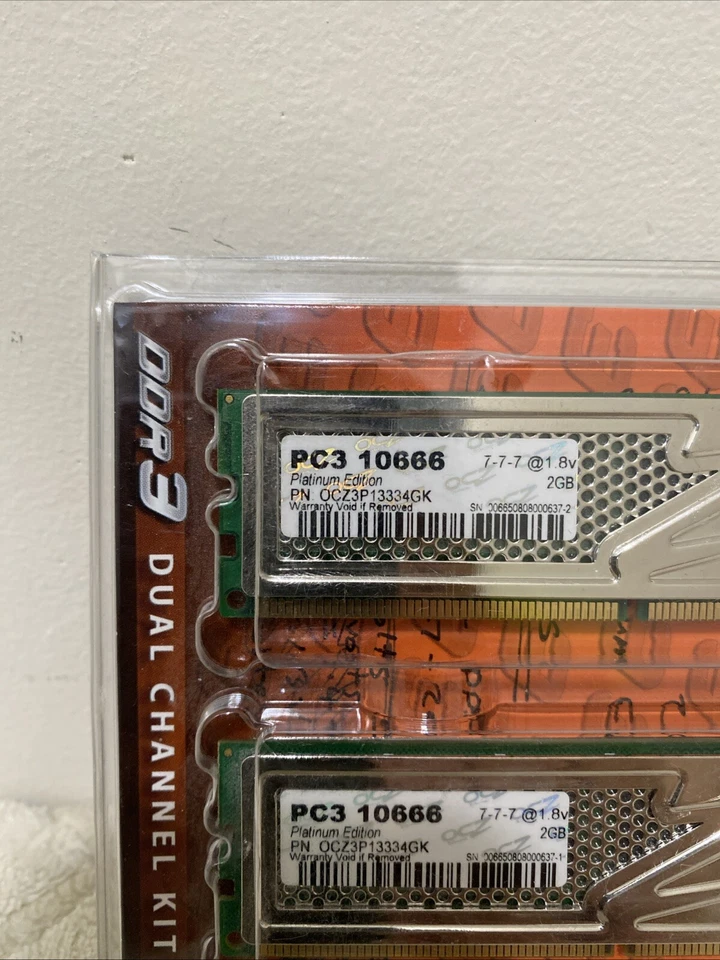 OCZ Technology 4GB (2x2GB)  OCZ3P13334GK PC3-10666 DDR3 1600MHz Desktop Ram - Image 3 of 4