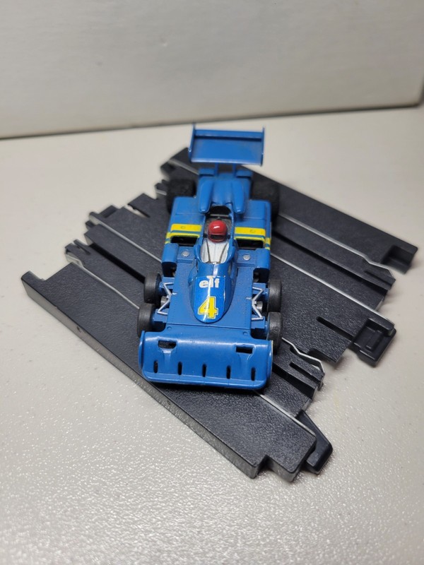 G-Plus Elf No. 4 HO Scale Slot Car Blue Open Wheel Formula Style Vintage