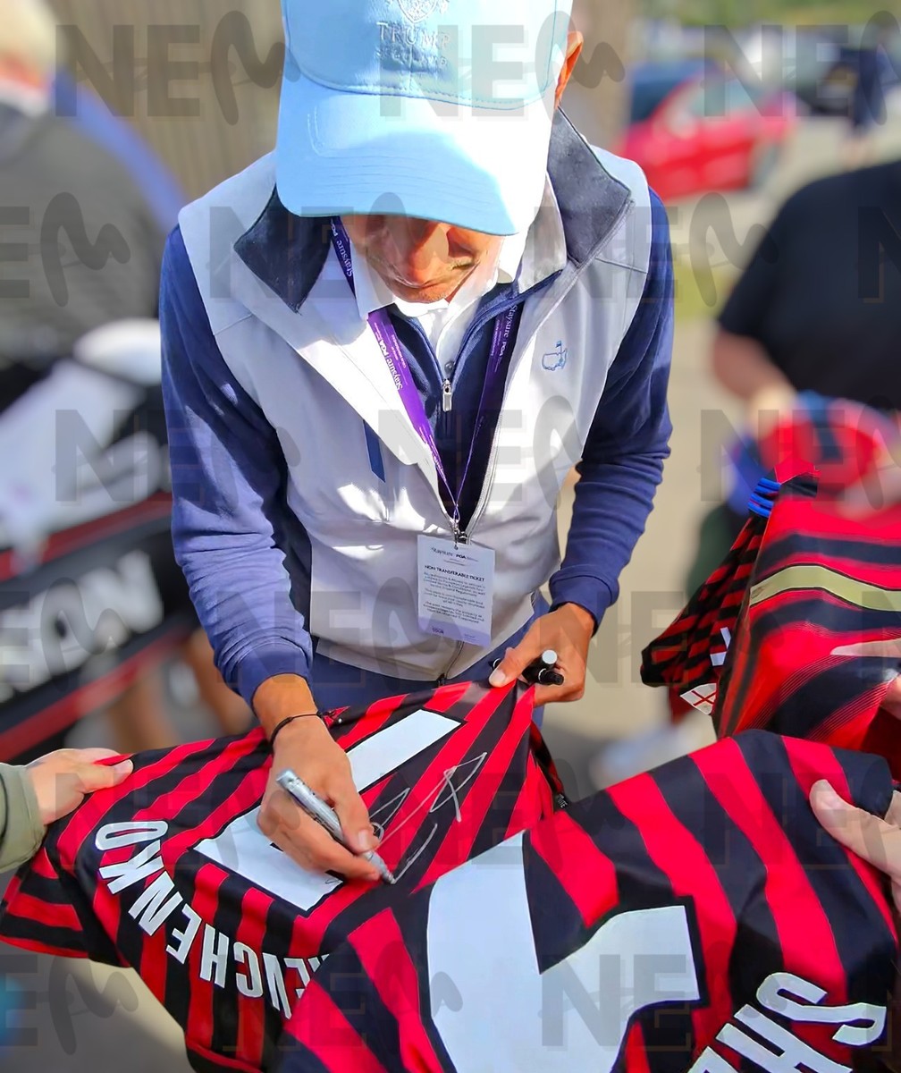 ACミラン シェフチェンコ サイン入りシャツ ACミラン シェフチェンコ サイン入りシャツ - メルカリ