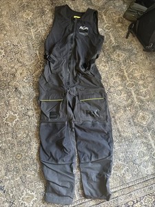 Helly Hansen Aegir Ocean Foul Weather Pants - men’s Medium