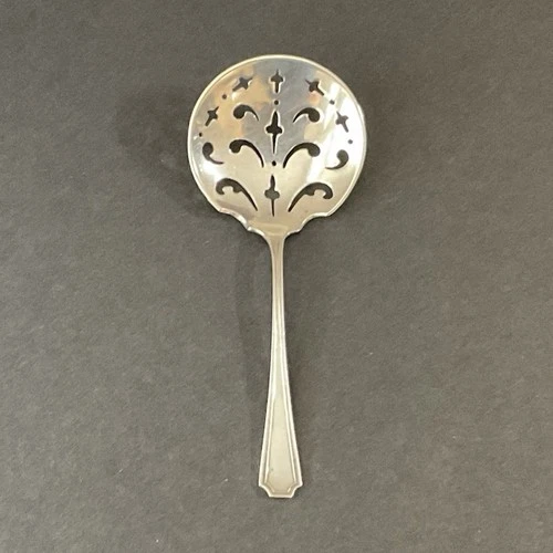 Fairfax Sterling Silver Pierced Bon Bon Nut Serving Spoon Durgin - Gorham