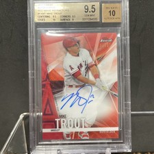 2017 Topps Finest Autographs Red Wave Refractor MIKE TROUT /25 BGS 9.5 10