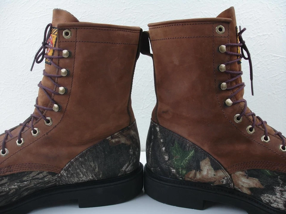 Men's 12 D M Justin Hunting Boots 608 Lace-Up Mossy Oak Camo Gore-Tex Waterproof - Image 2 of 4