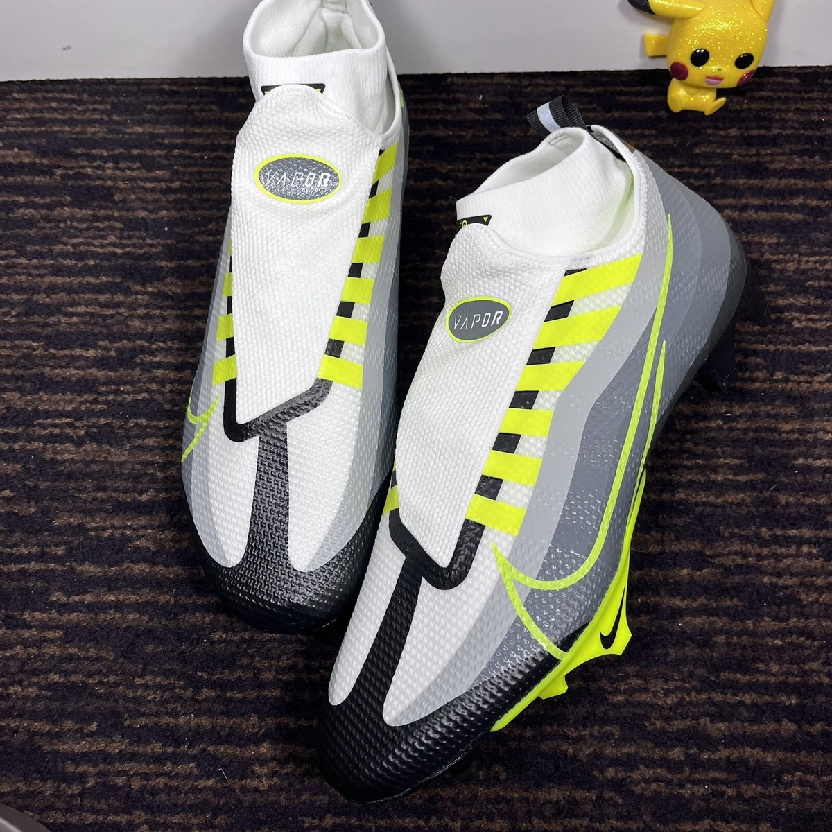 Size 13 - Nike Vapor Edge Pro 360 Black Volt White DK Smoke  display picture 3