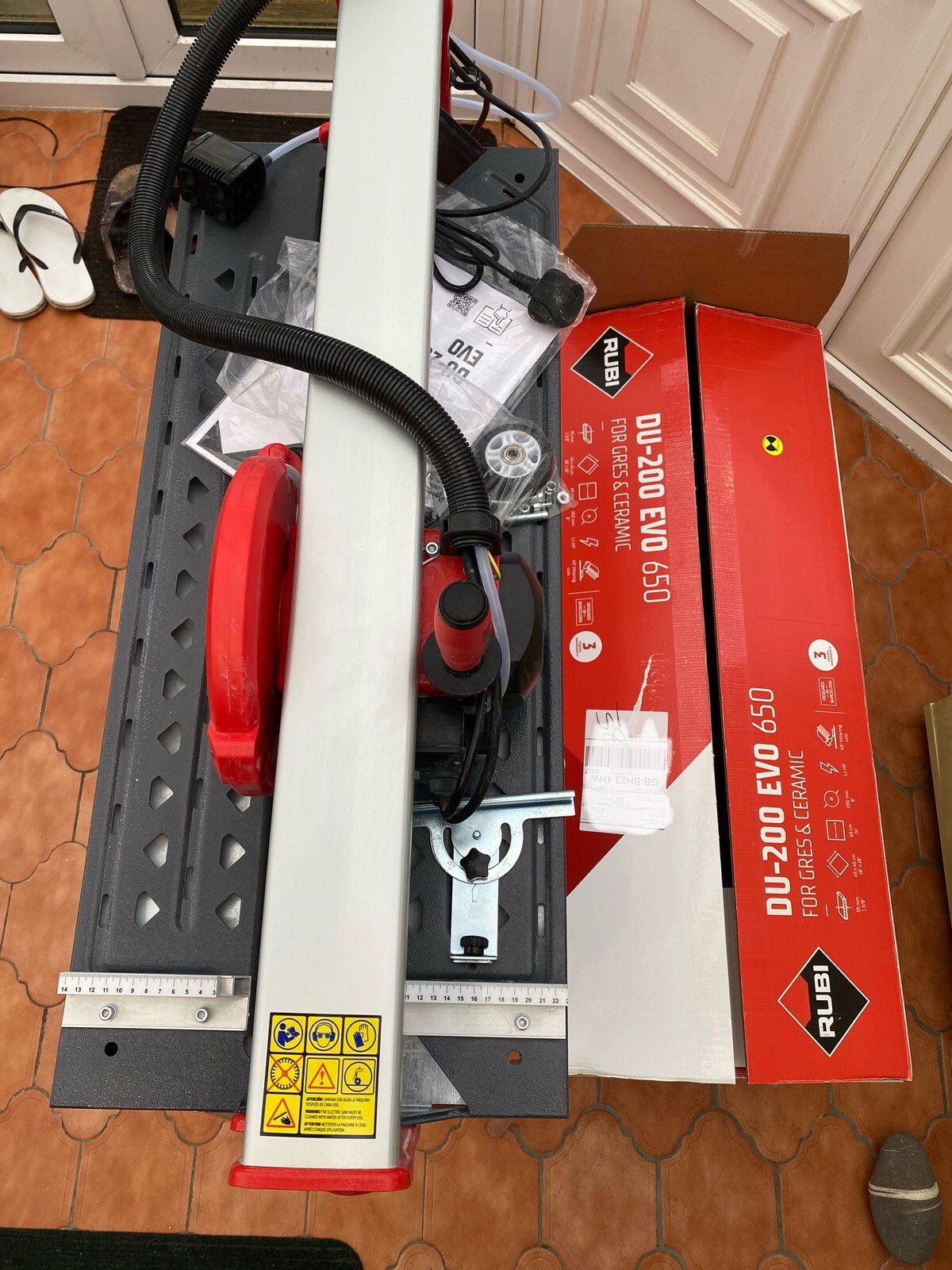Rubi DU200 EVO 650 Electric Tile Cutter 230v Wet Tile Saw eBay