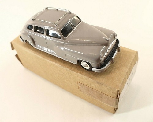 AGM France de Soto Suburban 1948 1/43 Kit Resin Assembled 1/43 - Picture 6 of 9