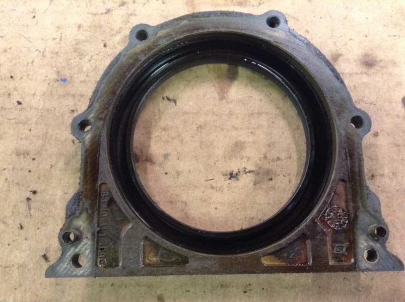 Cubierta de manivela trasera del motor para 94 95 96 97 Mercedes Benz E320 C280 Foto 3 de 3