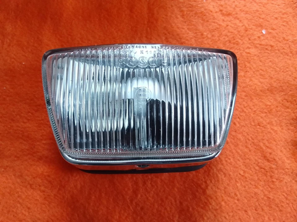 梅赛德斯奔驰 w110 190c 190dc 博世雾灯 — 第 2/4 张图片